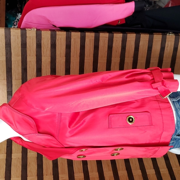 Chaus Red/gold hardware satin lined jacket - Picture 4 of 8